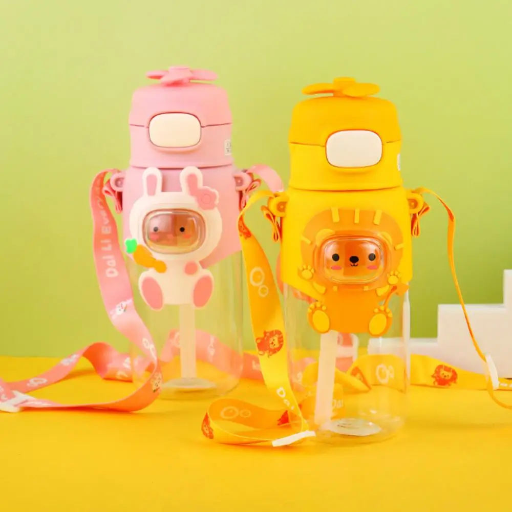 

600ml Sports Water Cup Male Large-capacity Student Plastic Water Bottle Fitness Cup Straw Kettle Outdoor Super Large Space Cup