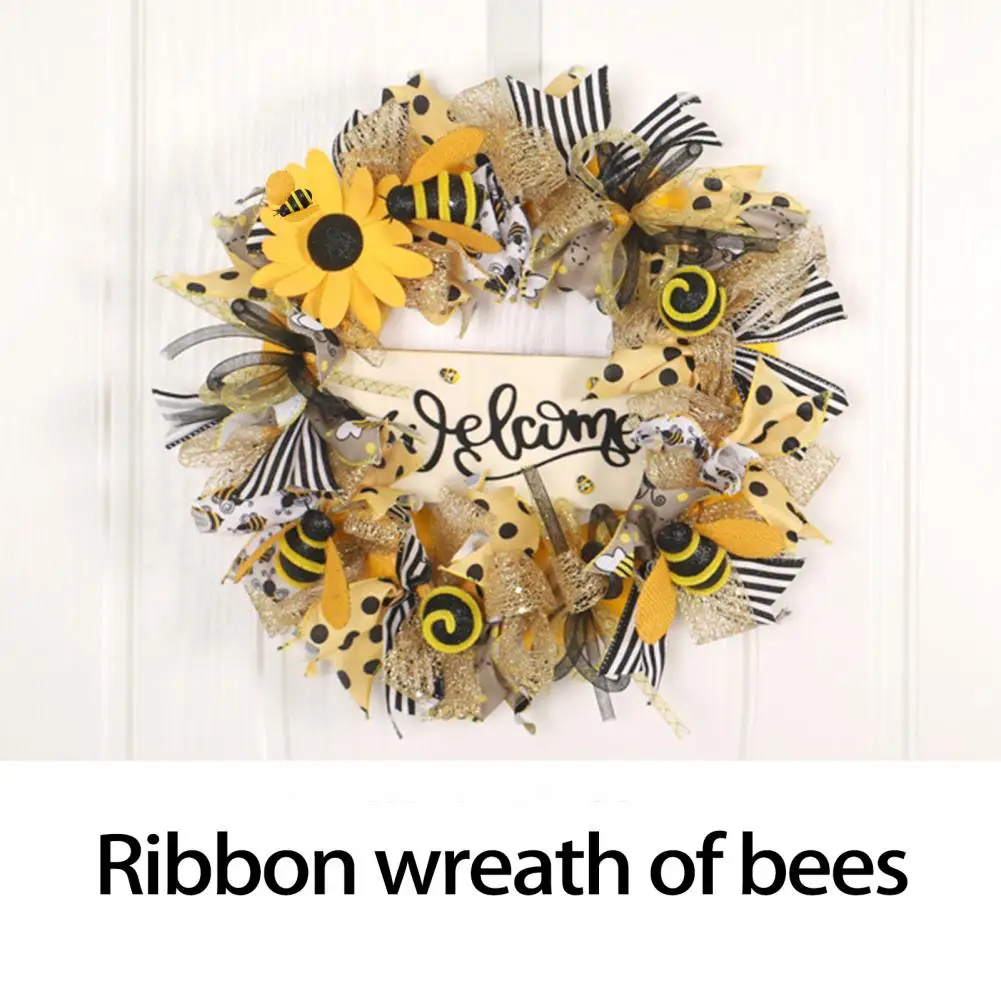 

Bee Day Ornament Plastic Artificial Sunflowers Wreath Eye-catching Bee Day Door Hanging Sunflowers Wreath Add Vitality