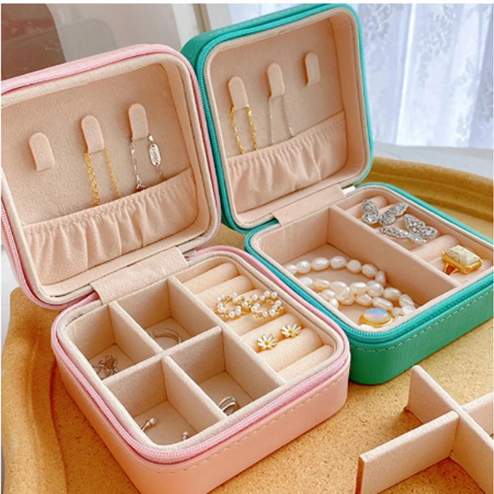 

Portable Jewelry Storage Box Candy Color Travel Storage Organizer Jewelry Boxes Earring Necklace Ring Jewelry Organizer Display