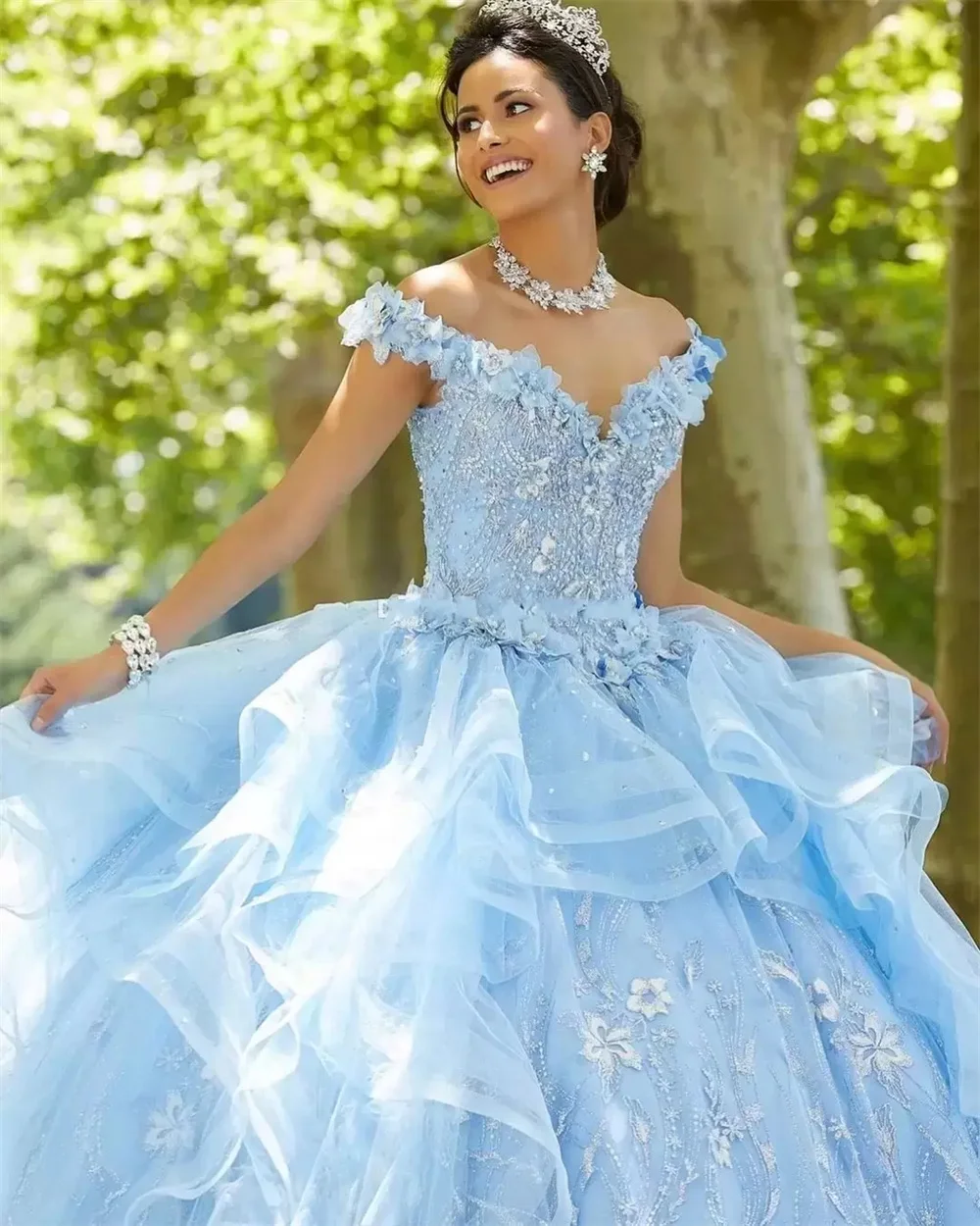 

Quinceanera Dresses Light Sky Blue Beaded Ball Gown Lace Sequined Off The Shoulder Prom Gowns Tiered Sweep Train Tulle Sweet 15