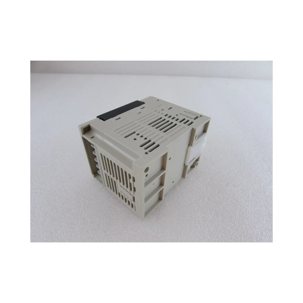 Оригинальный программируемый логический контроллер автоматизация plc