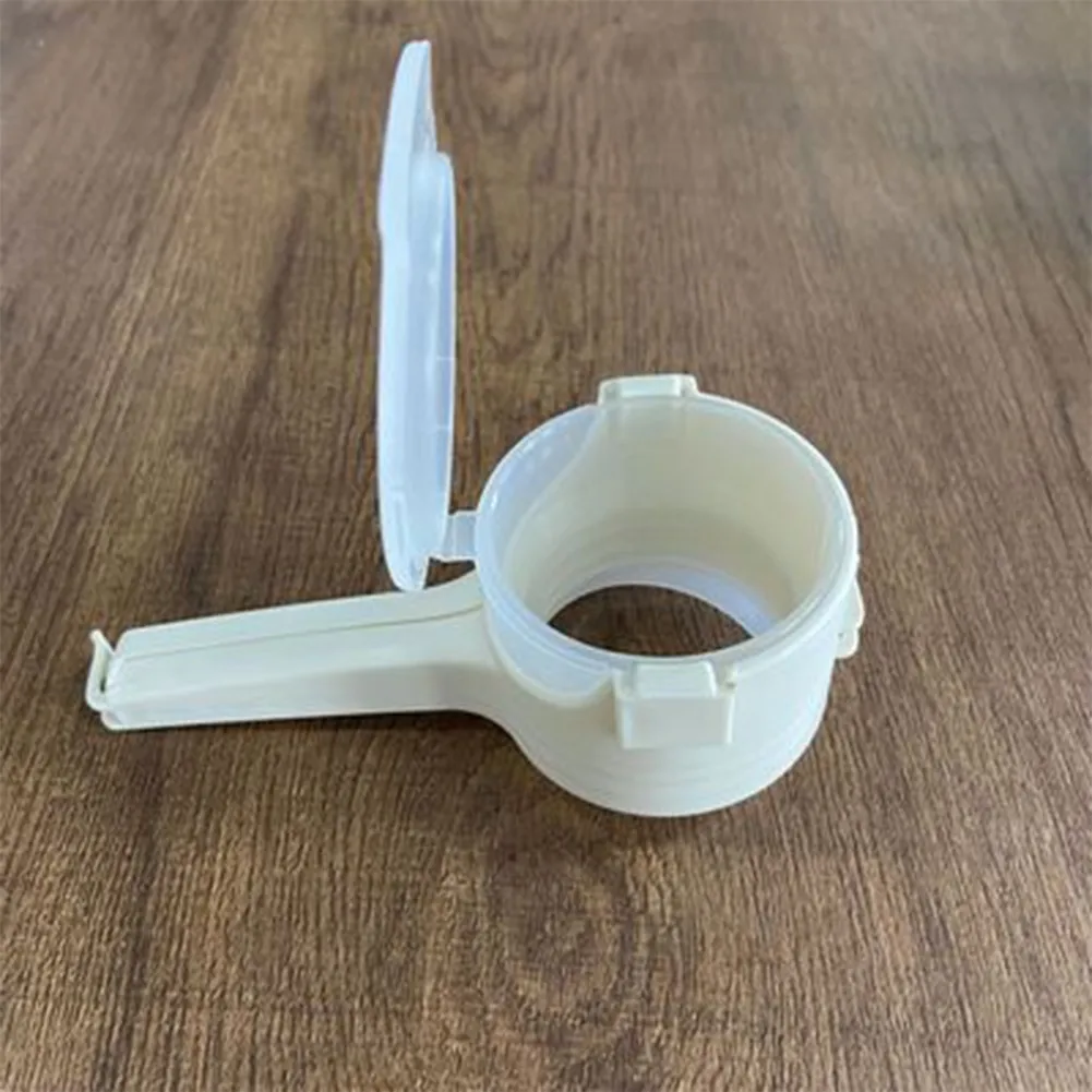 

4 Pcs Snack Sealing Clip Fresh Keeping Sealer Clamp Plastic Helper Food Saver Travel Seal Pour Food Storage Bag Clip