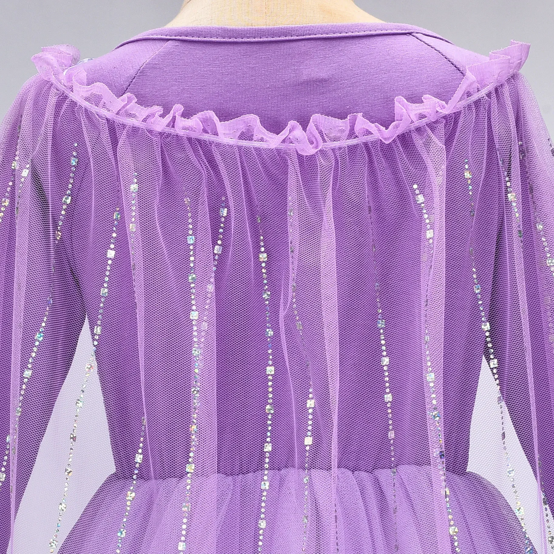 Платье Эльзы для девочек фиолетовое Сетчатое платье с блестками дня рождения