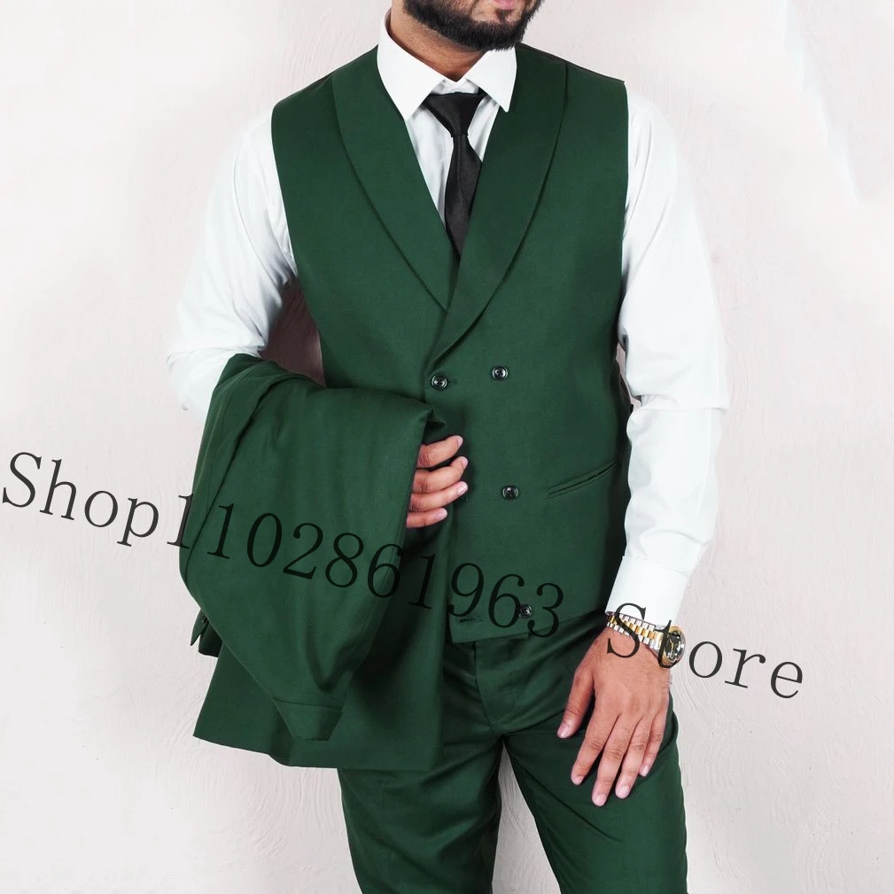 Рисунок 3 - Женский строгий костюм для жениха