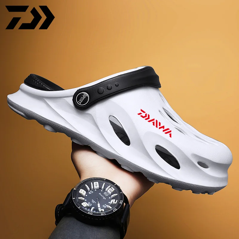 

2023 Men's Cave Fishing Shoes Sport Outdoor Non-slip Thick Bottom Daiwa Outer Wear Beach Soft Bottom Package Head Slippers