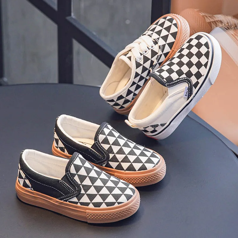 

2022 Spring New Children's Canvas Shoes Plaid Boys and Girls Slip-on Slip-on Shoes Korean Version of Fashion Low-top Cloth Shoes