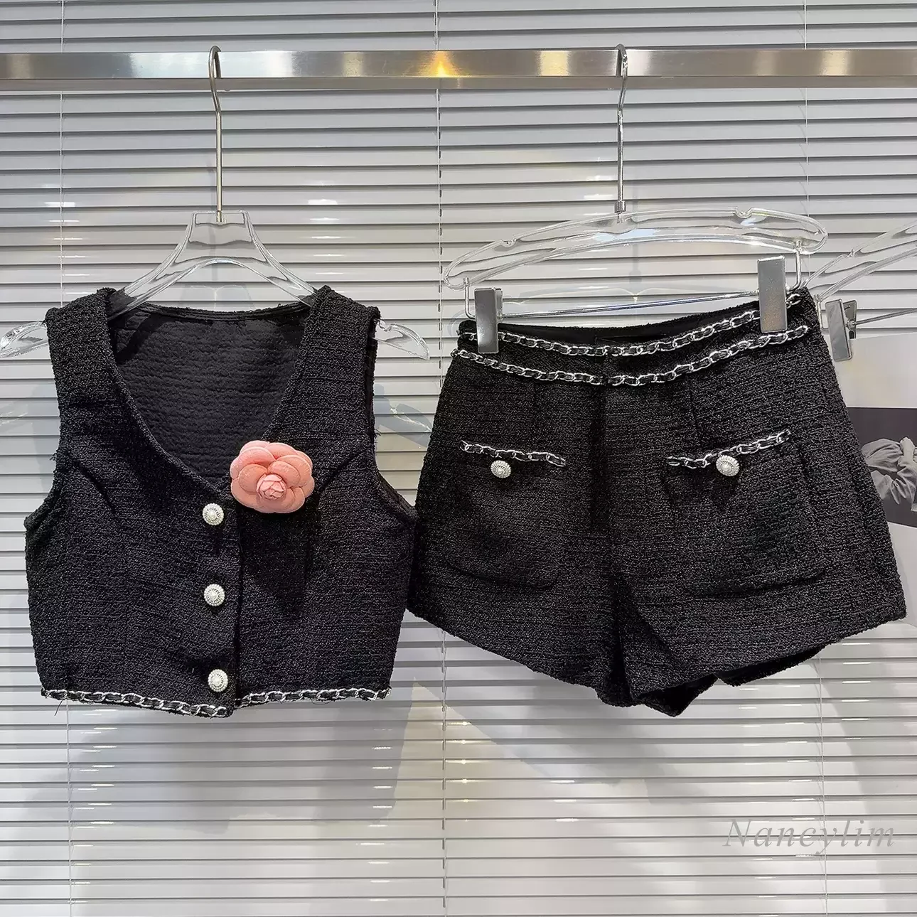 Женский костюм из жилета и шортов летний двух предметов Классический твидовый