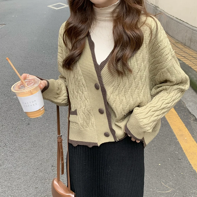 

Cardigans Women Oversized Loose Kawaii Vintage Korean Fashion V-neck White Retro Ulzzang Chic All-match Knitted Sweaters Female