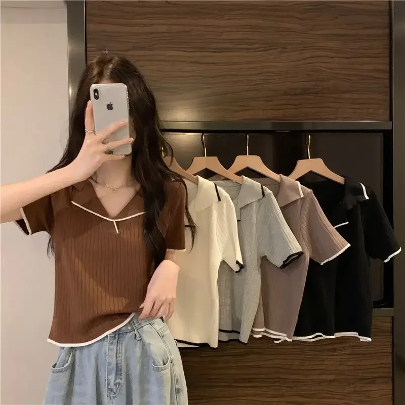 Утягивающая футболка в рубчик консервативном стиле женский укороченный топ