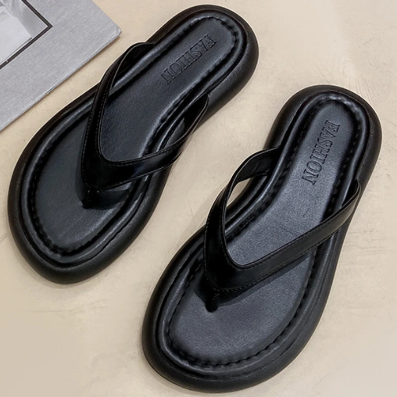 

Thick-soled Flip-flops Women Summer Outerwear Fashion 2022 New Soft Beach Slippers Net Red Female Simple Filip-flops