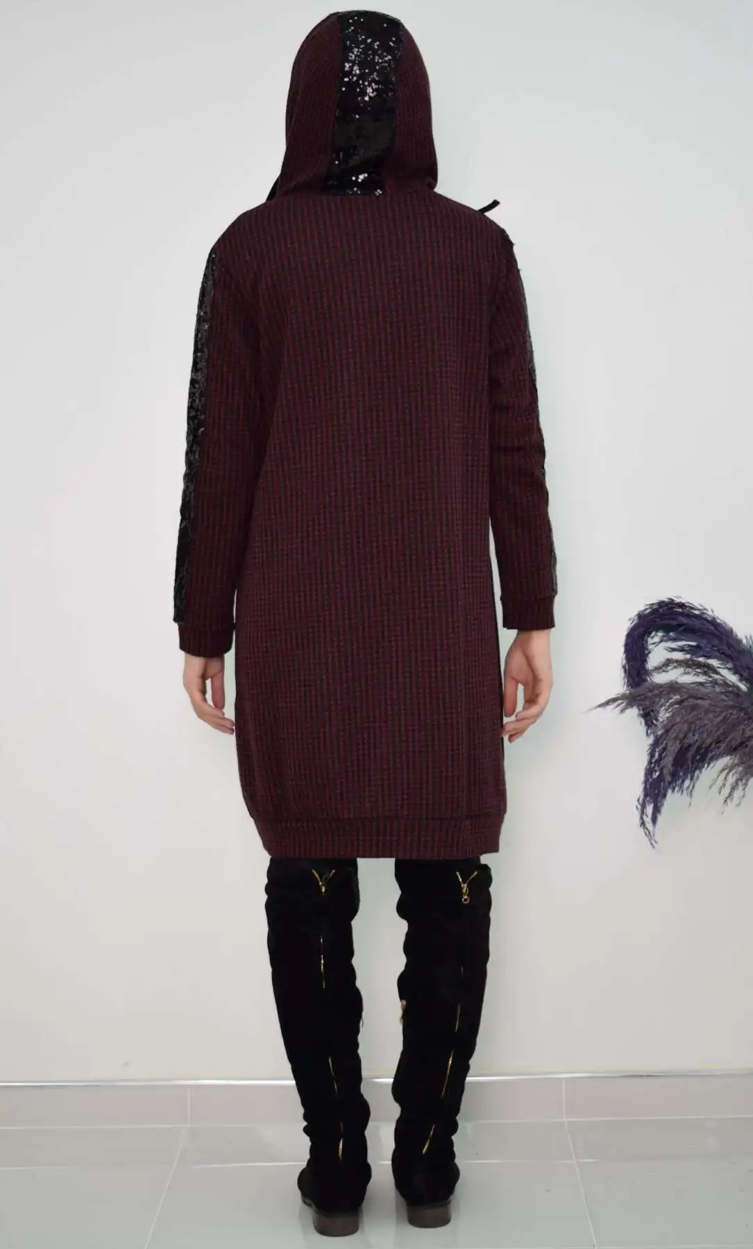 

Spangle Sequin Hijab Tunic Burgundy-8229