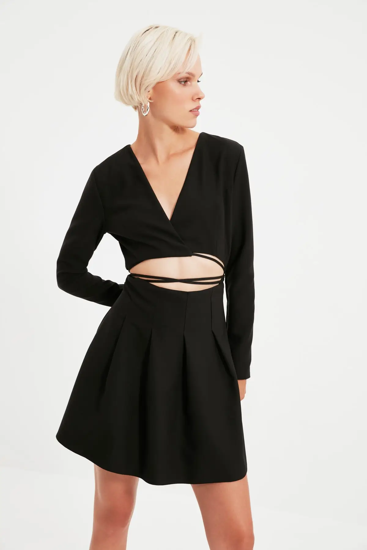 

Trendyol Cut-Out Detail Dress TWOAW22EL0743