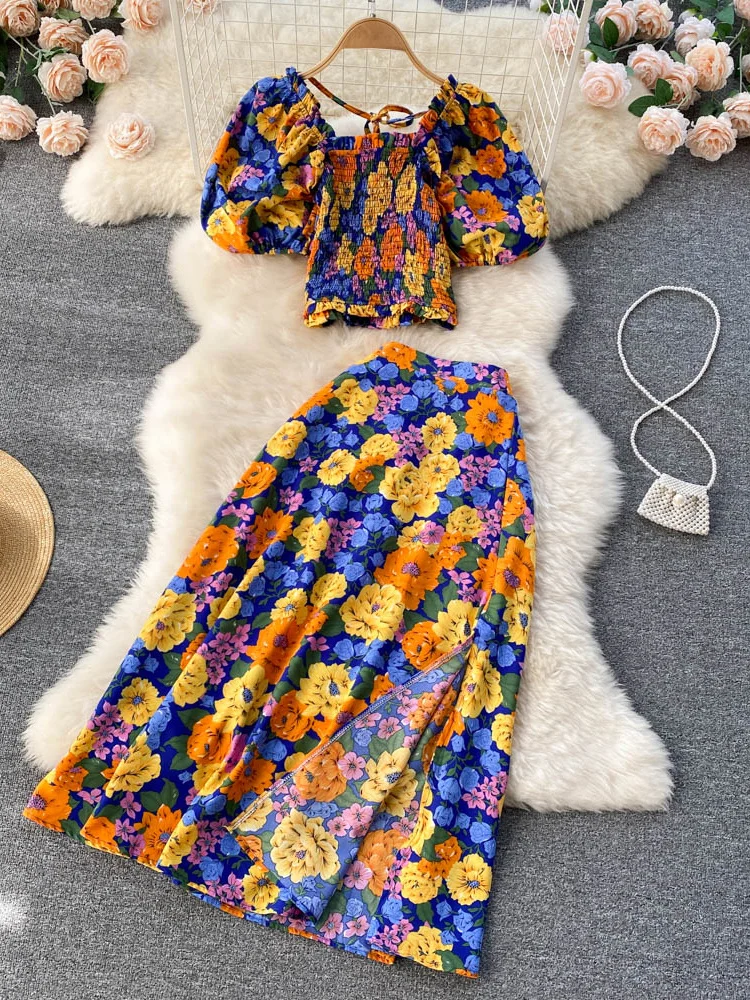 

Женский богемный комплект из двух предметов, привлекательный пляжный костюм с цветочным принтом, короткий топ с квадратным вырезом и пышны...