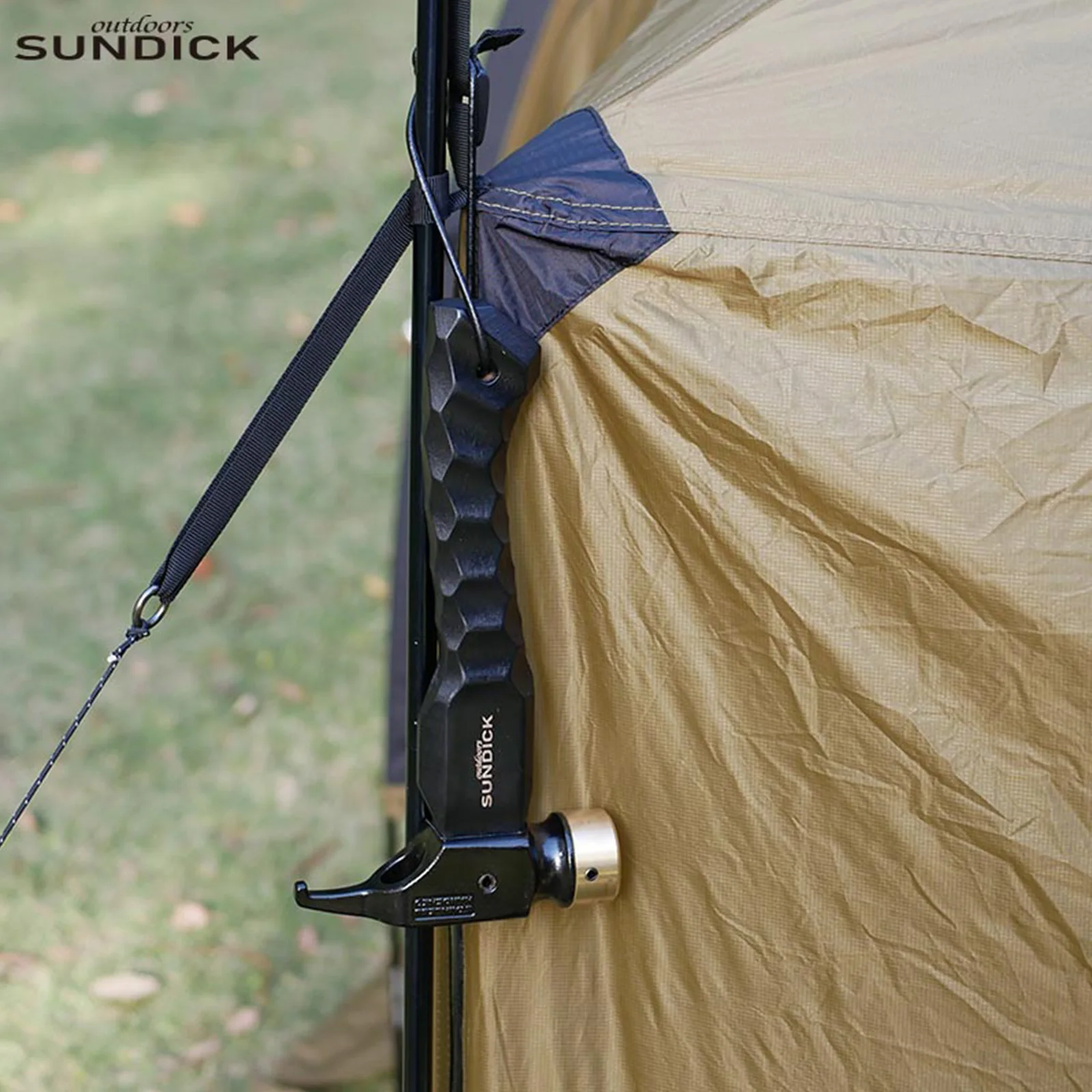 

Nail Puncher Stainless Steel Head Canopy Tents Ground Spikes Hammers Short Wood Handle Outdoor Tools for Mountaineering Hiking