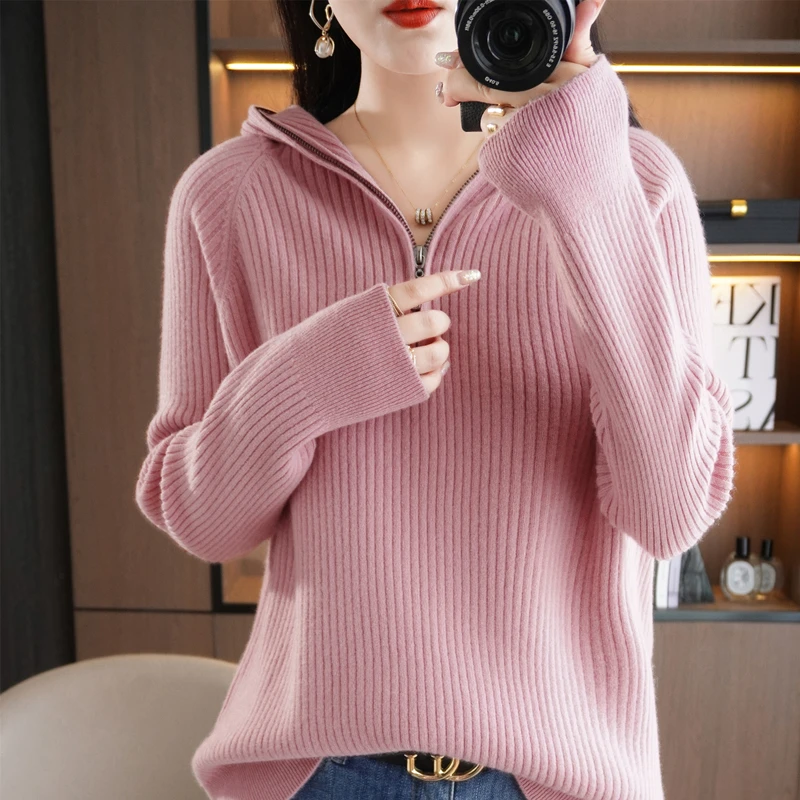 Толстый свитер с капюшоном