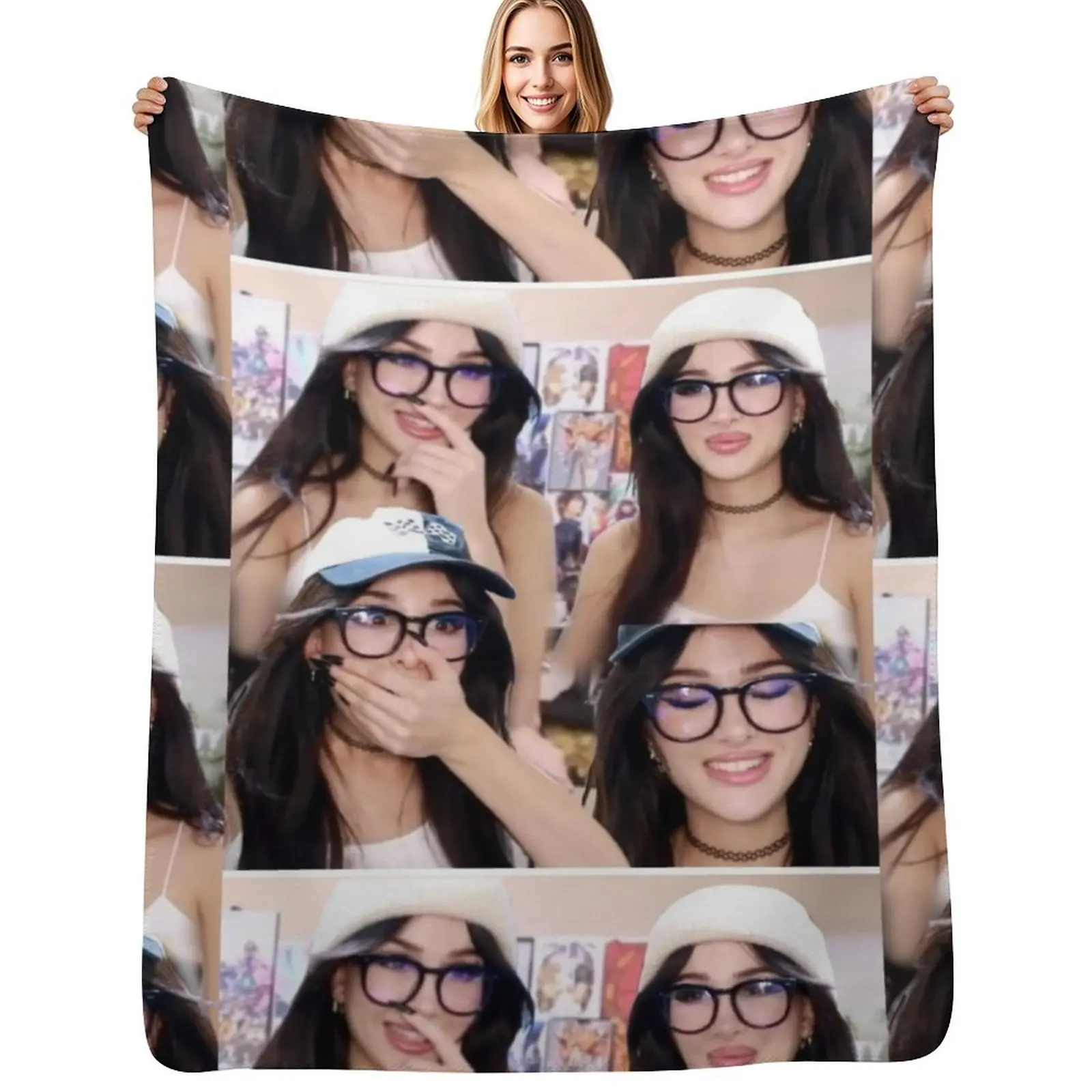 Фото Одеяло-плед Sssniperwolf с рисунком колажа, дышащее, легкое, для взрослых и детей №1