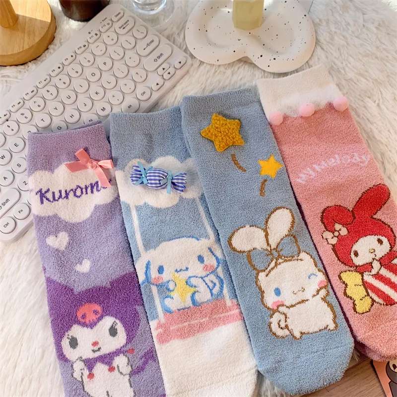 

Носки Sanrio Kuromi Cinnamoroll My Melody плюшевые носки аниме кавайные теплые домашние искусственные Мультяшные милые Нескользящие носки для пола подарок