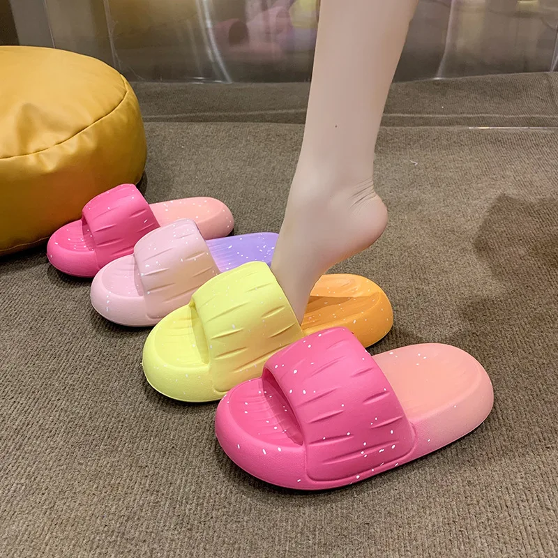 2023 Girls' Atmosphere Home Slippers Women's Summer  Rainbow Gradient EVA Comfortable Non slip Bathroom Slippers