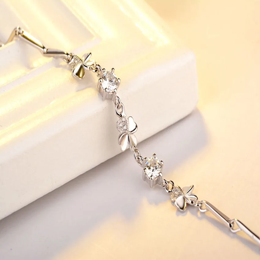 Браслет из серебра с кристаллами и покрытием 925, в форме удачного клевера, на цепочке для женщин в подарок на День Святого Валентина, свадьбу или просто как милое ювелирное украшение.