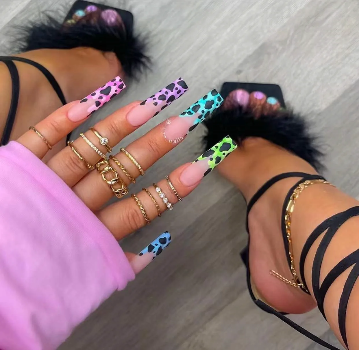 

24Pcs Long Ballerina Fake Nails with Wings Pattern Full Cover Manicure Coffin False Nails Press On Nails Wearable Nail Tips