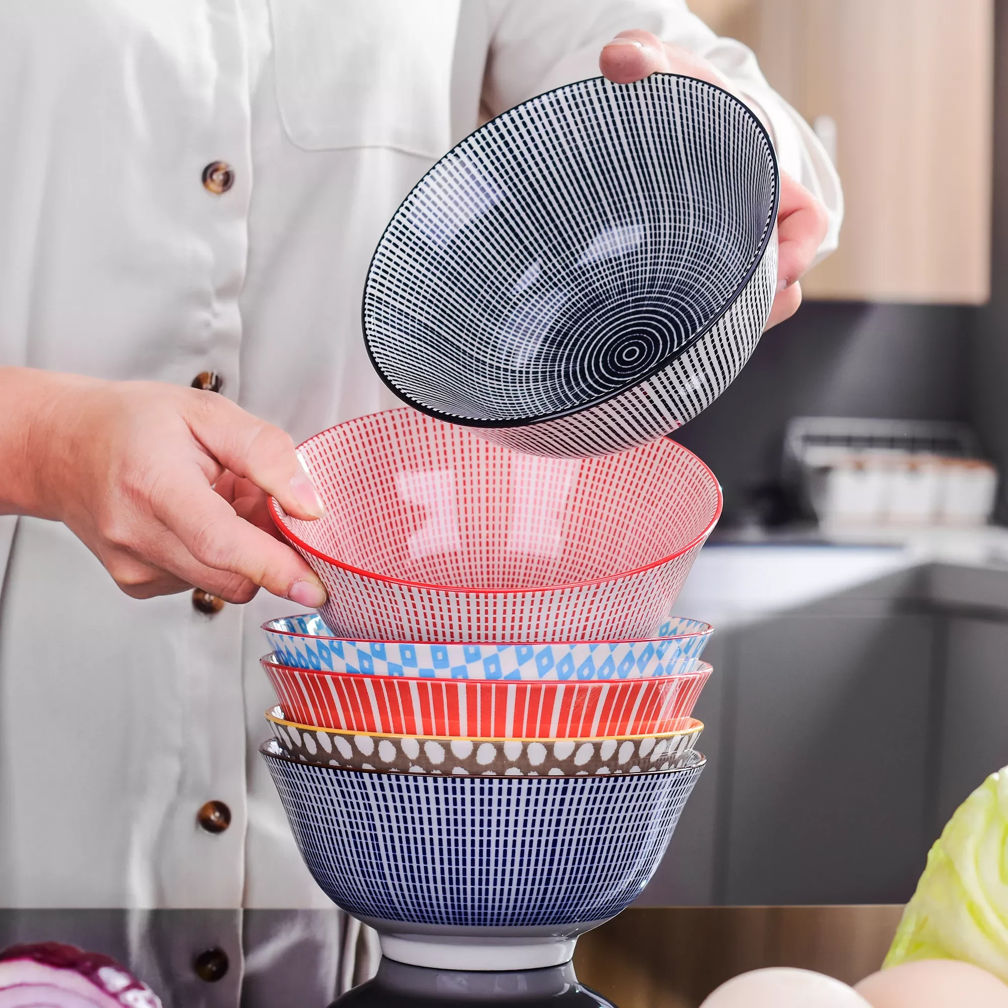 

6-Piece 6-Design 750ML Multicolor Japanese Style Large Porcelain Cereal Soup Pasta Fruit Noodle Bowls Set(15.8*7.3cm)