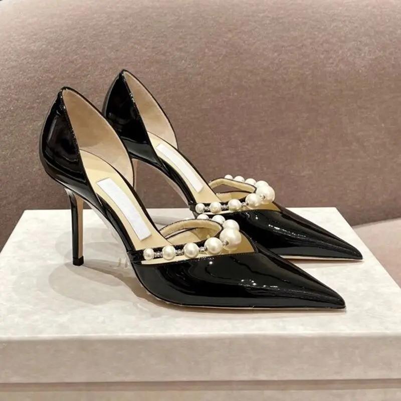 

2023European and American women's high heels pointed pearl belt patent leather stilettos