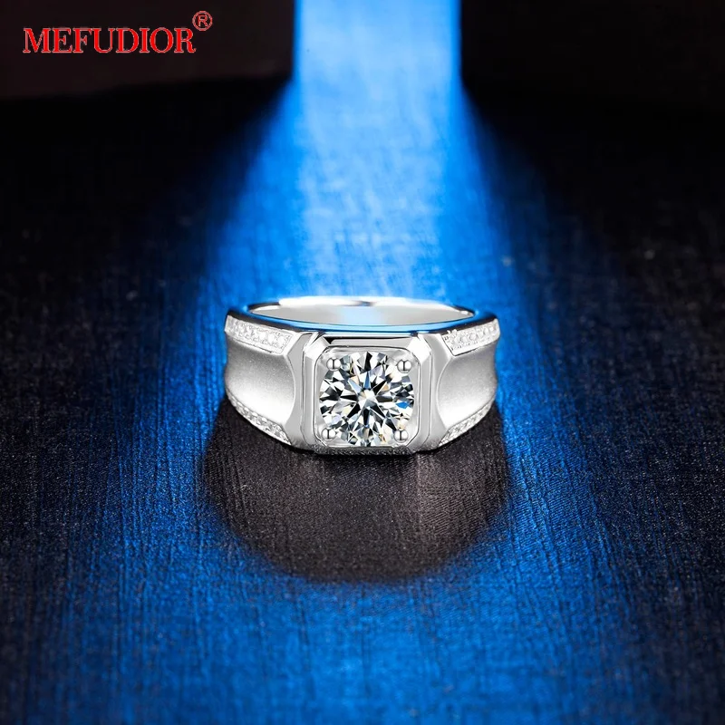 

925 Sterling Silver Carat D Moissanite Stone Men's Ring Wedding Gift Classic Simple European Atmosphere Jewelry M81A