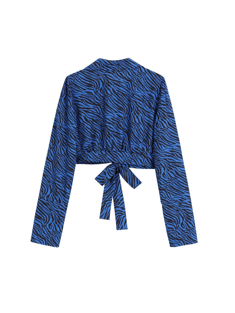 Женский укороченный костюм с длинными рукавами блузка синего цвета и