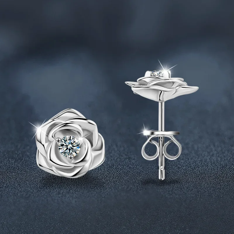 Женские серьги-гвоздики mozzarella с бриллиантами и розами женские серьги из