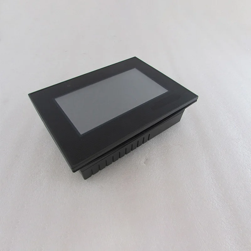 

Electronic components plc controller with touch screen DOP-B07S201