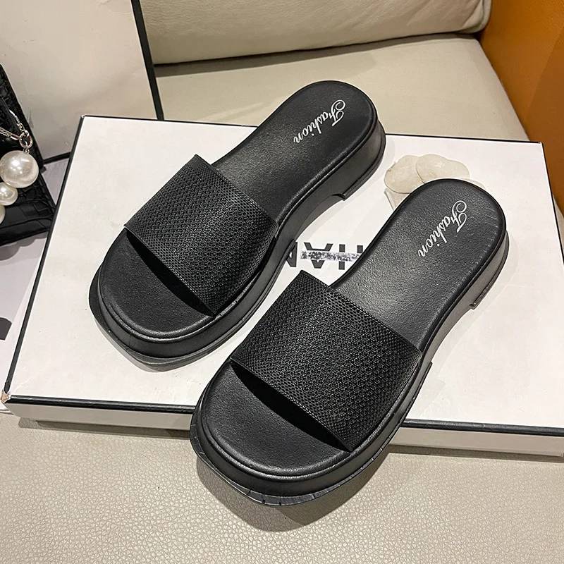 Рисунок 6 - Новинка, римские сандалии Mx46 на мягкой подошве