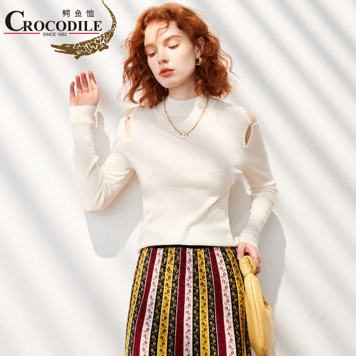 

Crocodile Winter New Clothes Women Off Shoulder Sexy Pullover Solid White Color Half-Turtleneck Knitwear Wool Female Warm Jumper
