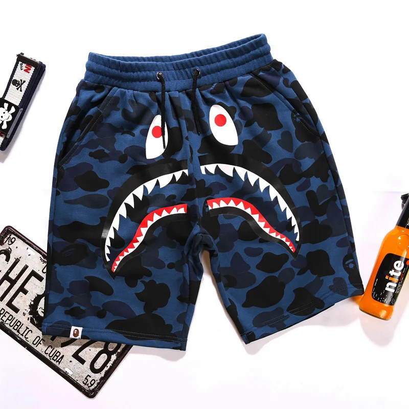 

2022 Bape пятиконечные Брюки камуфляжные пляжные Акулий Рот Летние трехцветные повседневные шорты для мужчин и женщин