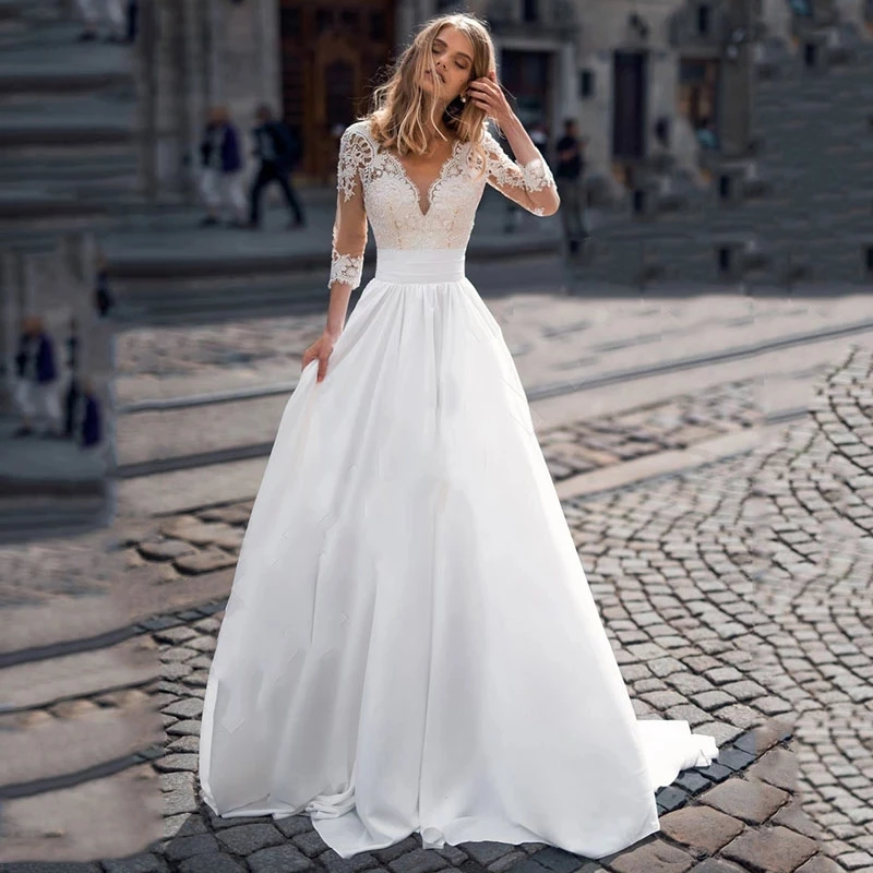 

Boho Wedding Dress Lace Appliques V Neck Half Sleeves Modern Bridal Dress Beach Satin Simple Wedding Gowns