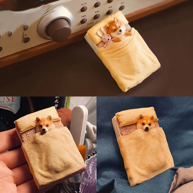 

JXK Small JS2202 Cute Single Dog 2.0 Model 7.2cm Mini Resin Animal Pet Puppy with Quilt Ornament Scene Accessories Toys