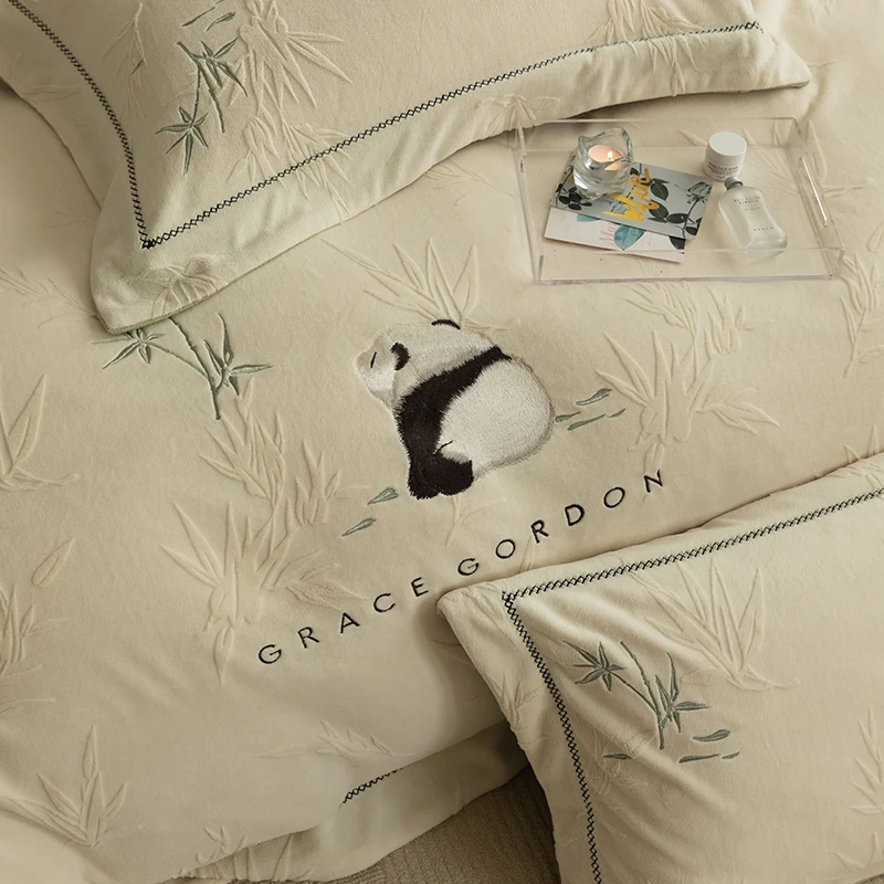 

Пушистые Симпатичные бриллиантовые вышитые панды роскошные постельные принадлежности новинка для мальчиков корейский эстетический комплект домашней одежды