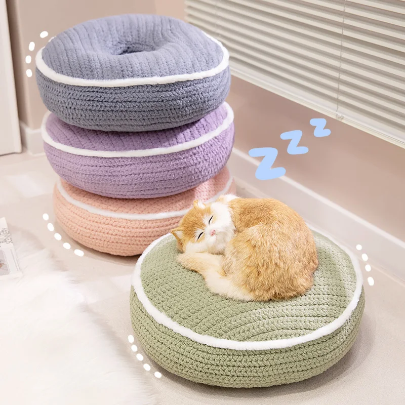 Подушка-футон с девчачьим сердцем 40 см мягкая и удобная сидящая для длительного