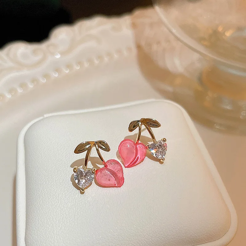 

Love peach earrings girl's heart personality design earrings