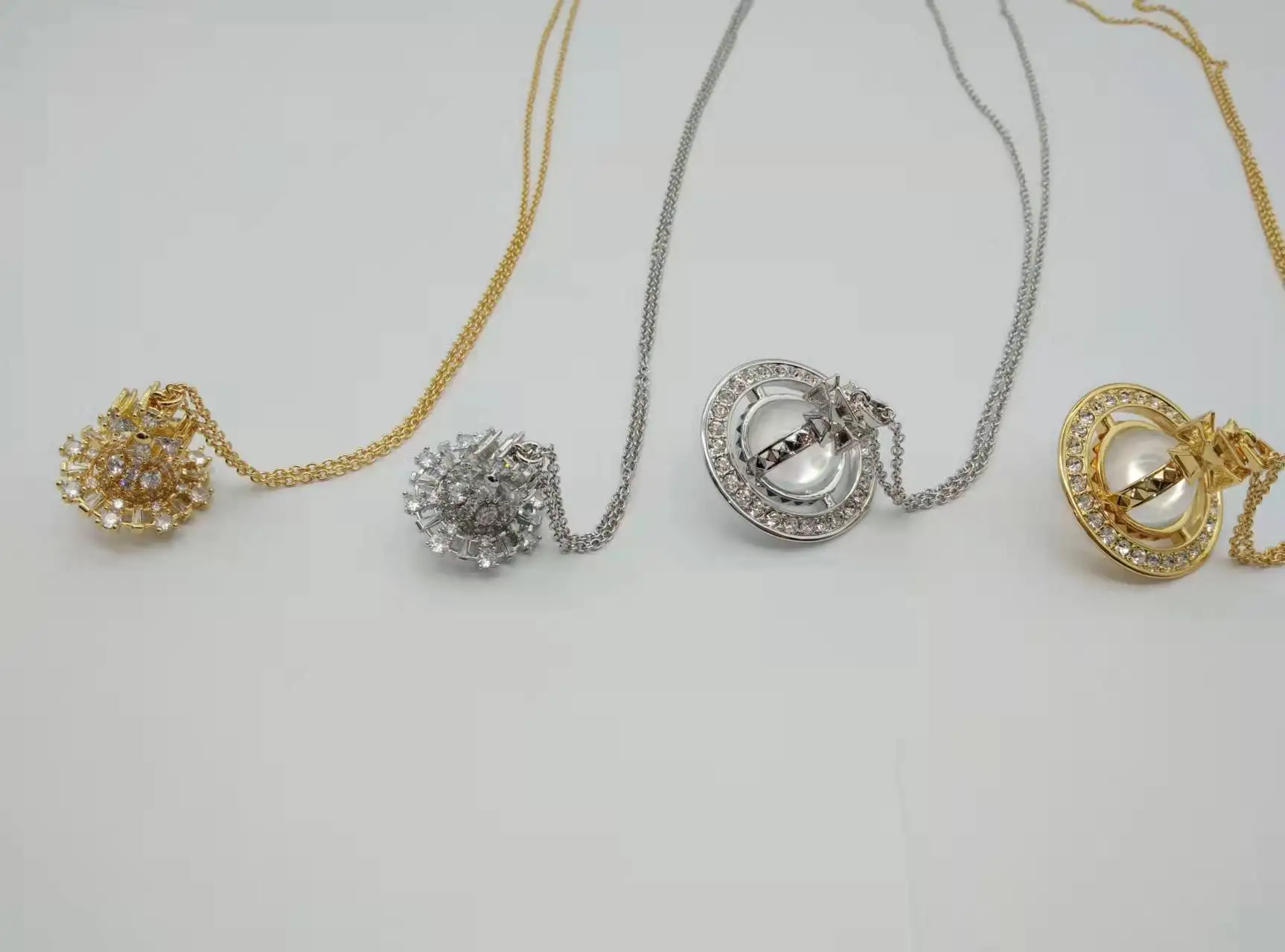 

punkNew Classic Luxury Three-Dimensional Ball Series, Women's Romantic Pendant Necklace, Multi-Zircon women jewelry