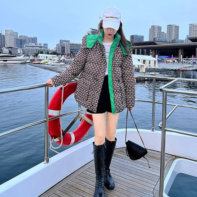 Women's Parkas Coat 2022 Winter New Houndstooth Contrast Color Loose Hooded Short down Jacket Women's Bread Coat