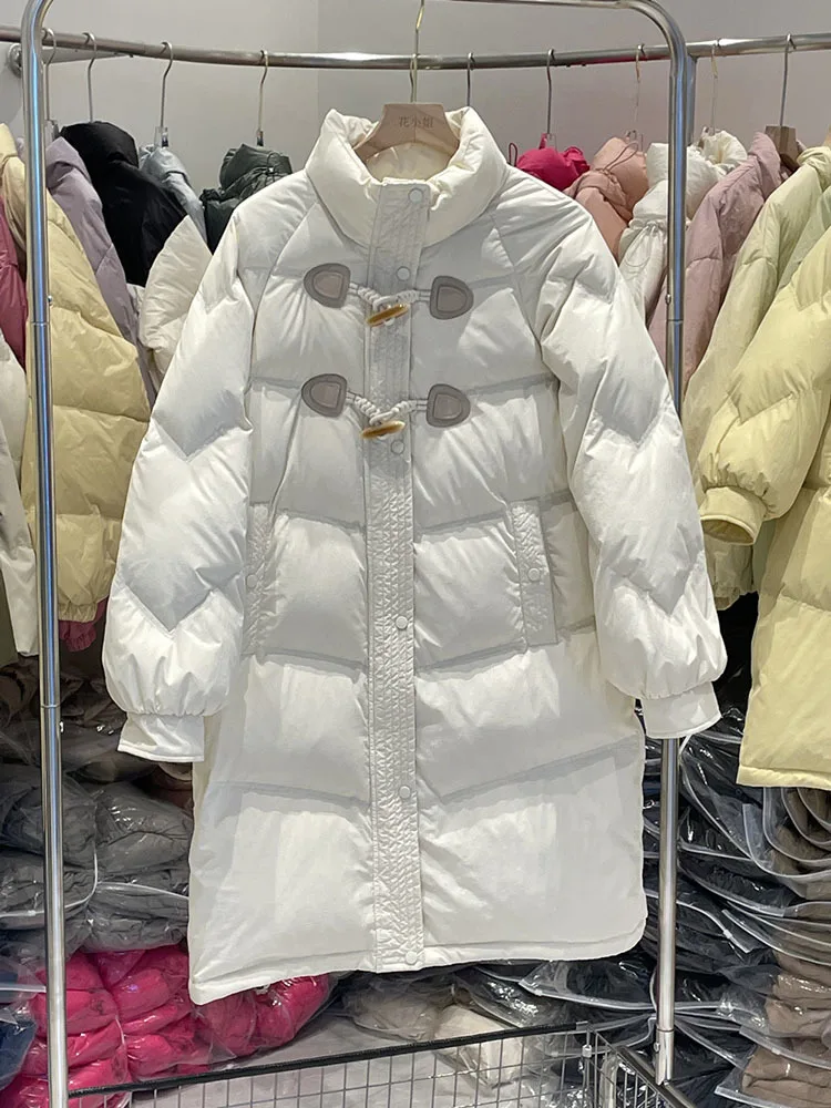 Женские парки с роговыми пуговицами Осень-зима 2023 новые модные длинные куртки