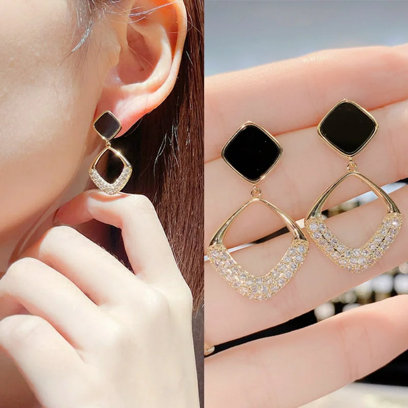 

2022 Fashionable Earrings For Women Geometric Inlaid Zircon Earrings For Wife Daughter Birthday Jewelry Accessories Gifts
