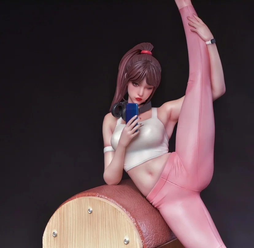 Рисунок 2 - Spot sexy yoga lady полупрозрачная