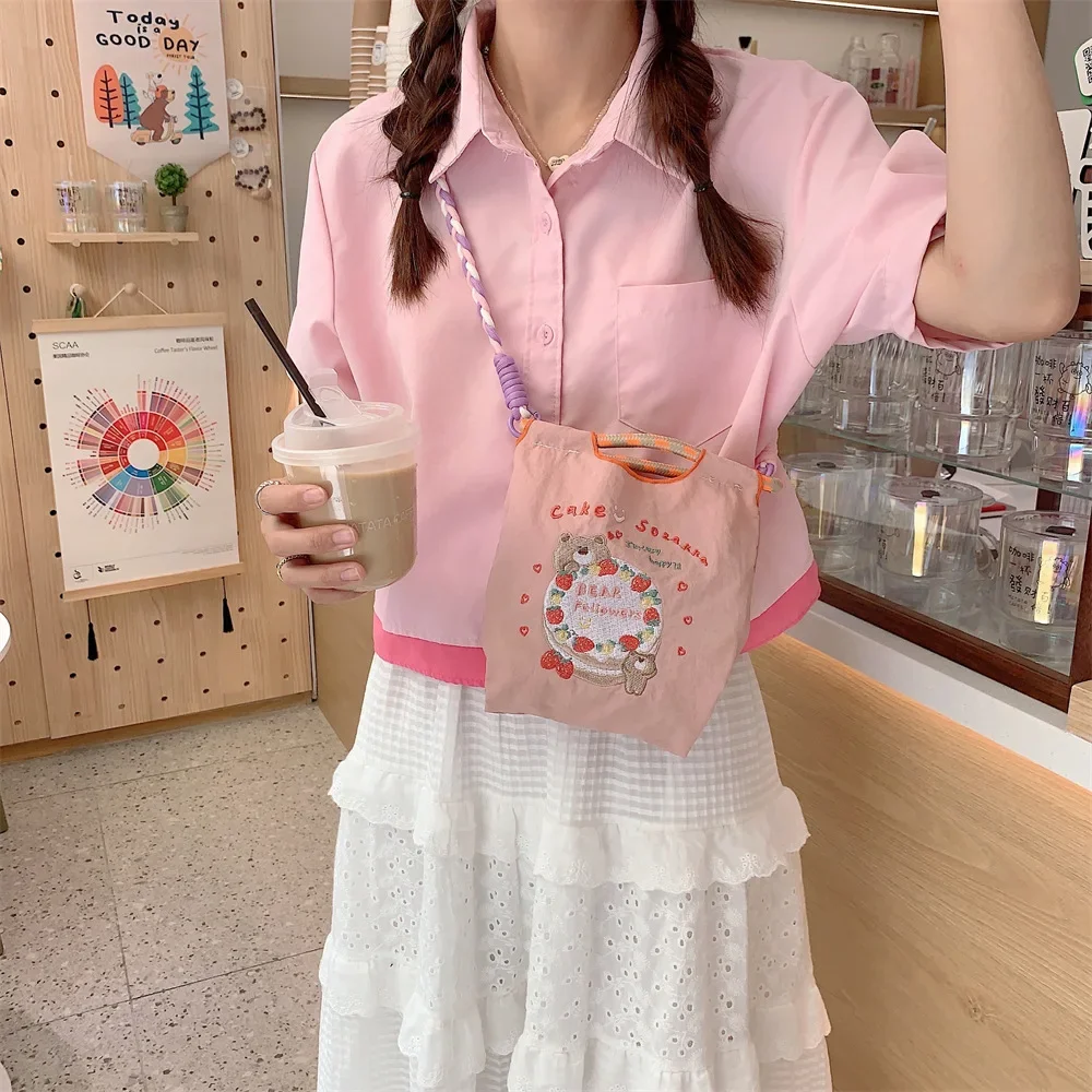 

Новая суперизысканная маленькая тканевая сумка с вышивкой медведя, Студенческая сумка из ткани Оксфорд, мини-сумка