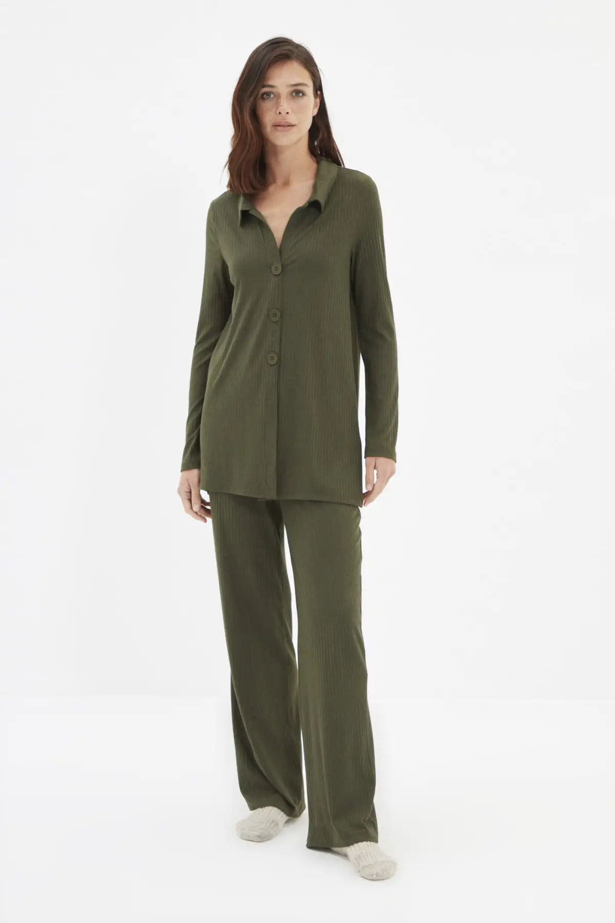 

Trendyol Button Detail Knit Bottom-Top Suit THMAW22PT0587