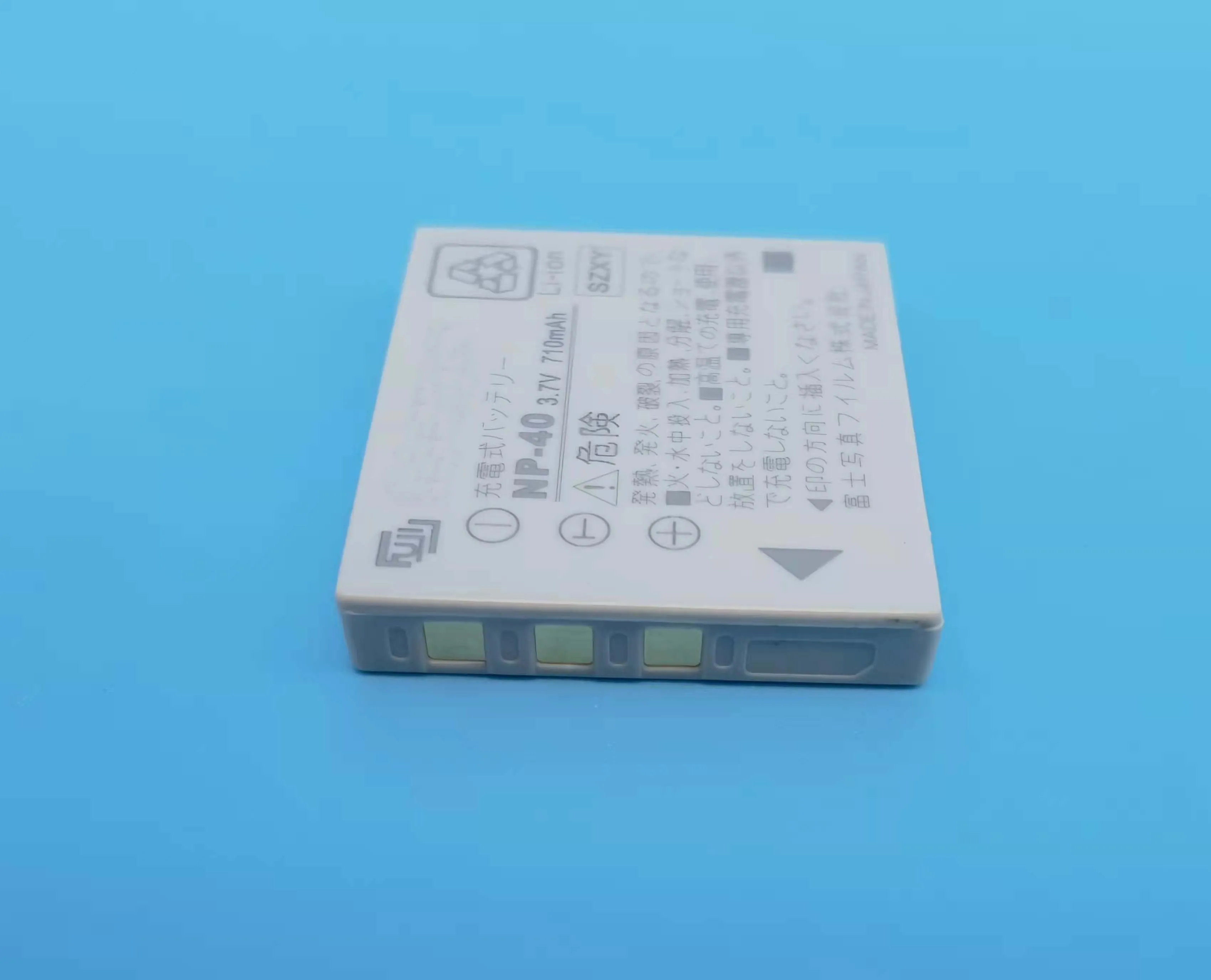 Флуоресцентный фотоаппарат флуоресцентный Fuji FinePix 455 F10 F402 F455 F460 F470 F610 F650 F700 F710 F810