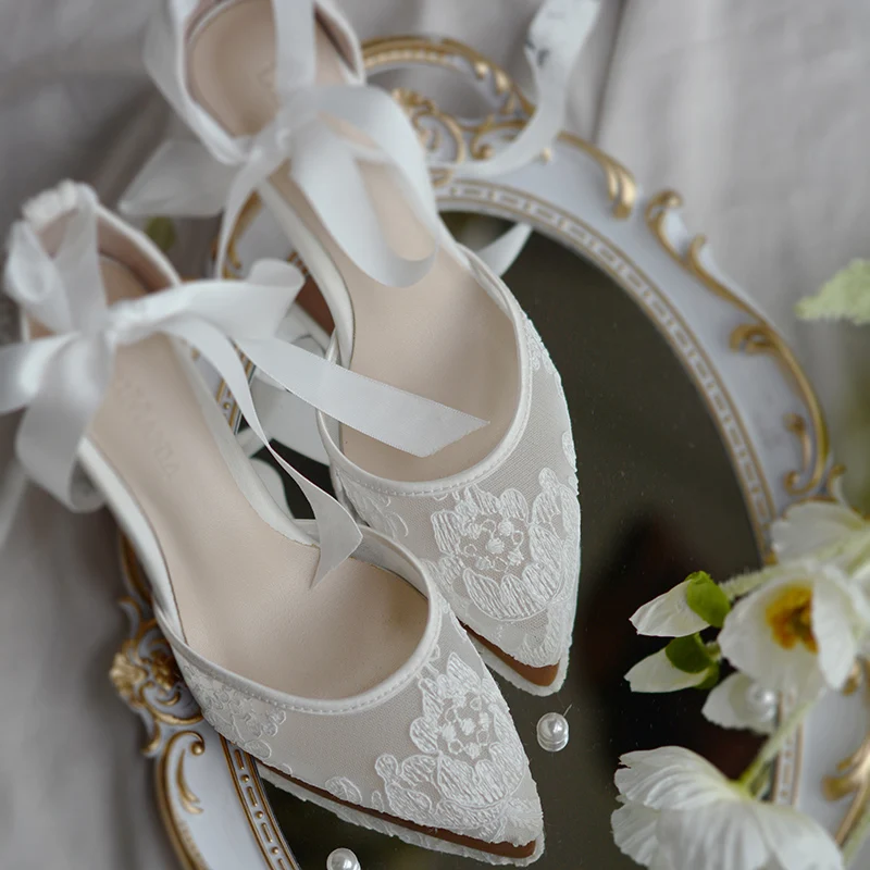 

Spring and summer new white lace gauze strap bridal wedding shoes leather thin high-heeled banquet dress versatile female sandal