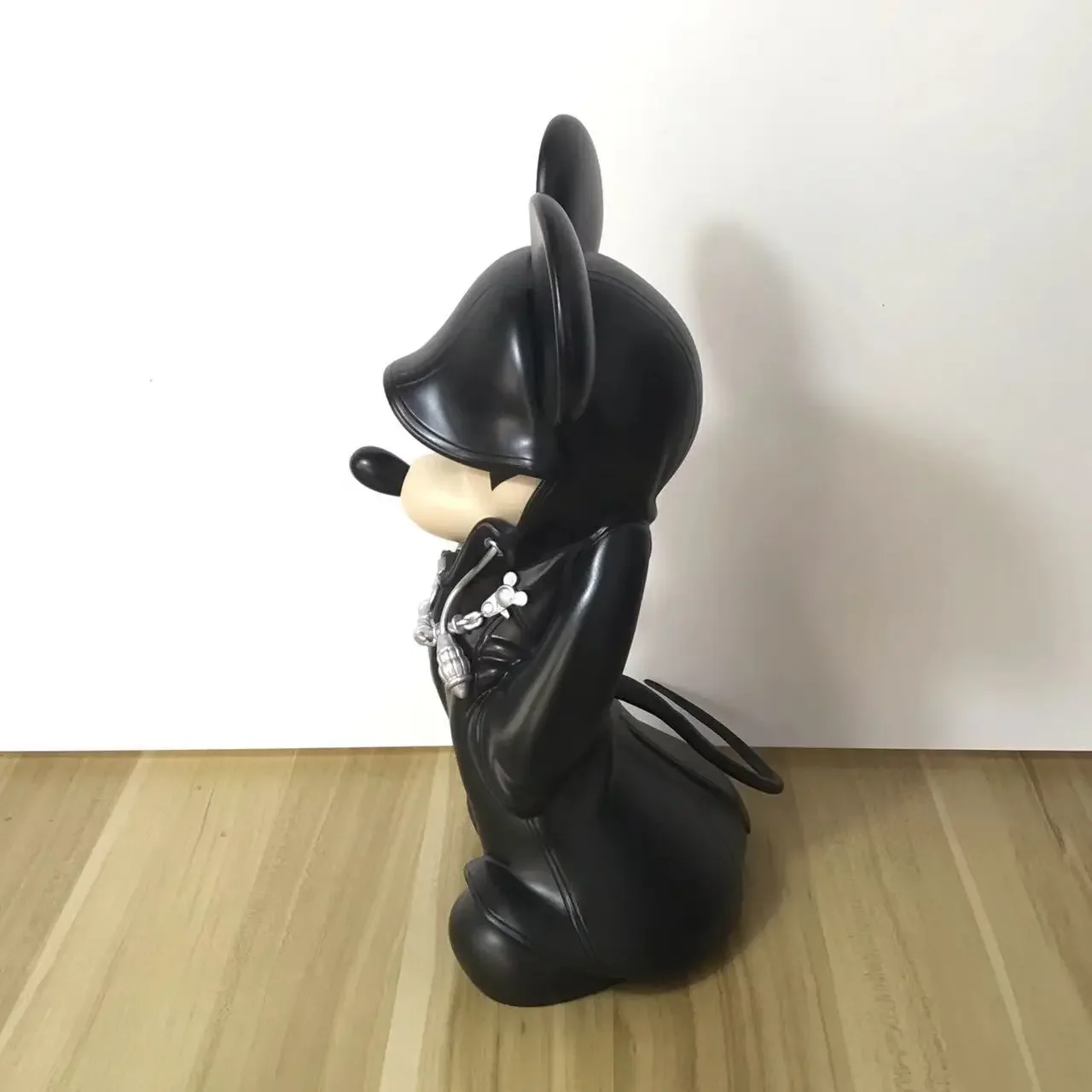 35 см Disney аниме король Микки Маус фигурку статуя из смолы фигурка плащ тьмы