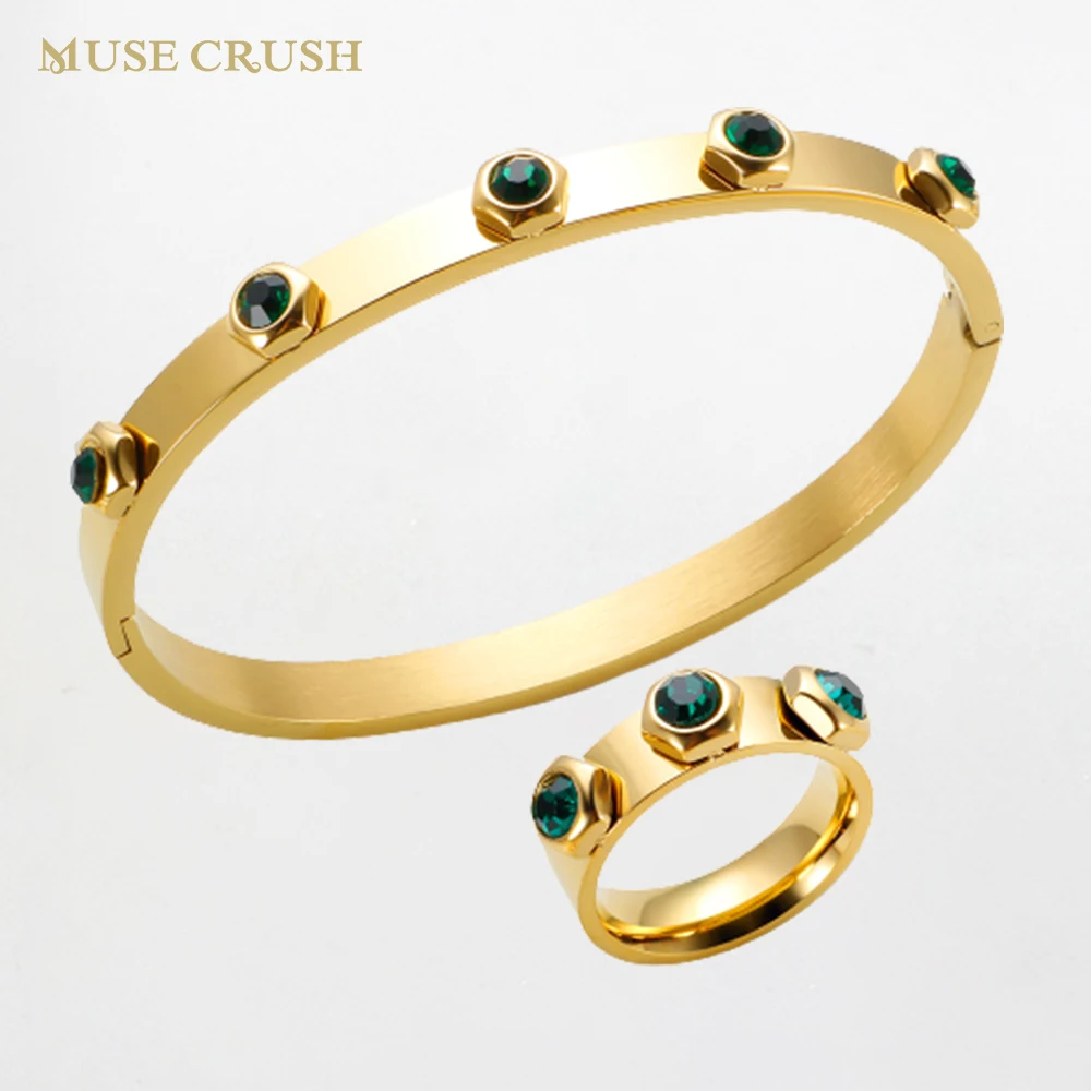 

Luxury Designer Geometric Waterproof Stainless Steel Jewelry Sets for Women 2023 White Green Zircon Exquisite Cuff Bangle Rings