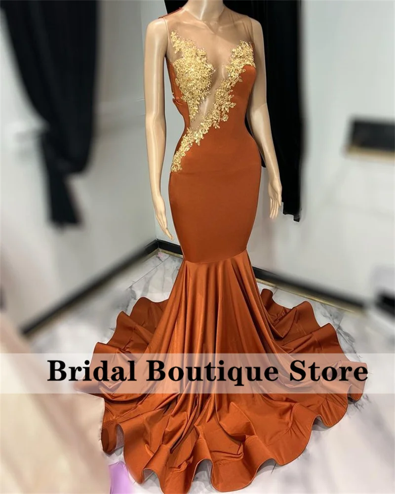

Sexy Long Sheer Mesh Prom Dresses 2023 Golden Lace Crystals Birthday Party Dress Graduation Gowns Robe De Bal
